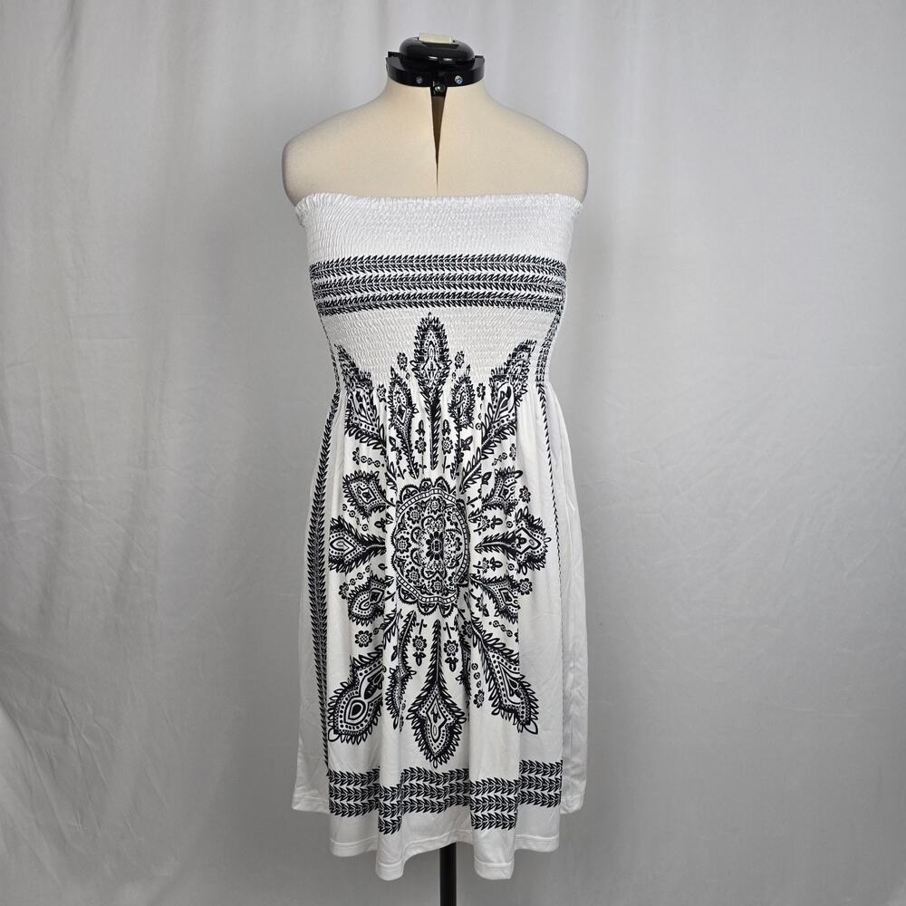 LA Class Boho Shirred Strapless Dress Women's L White Black Knee NWT